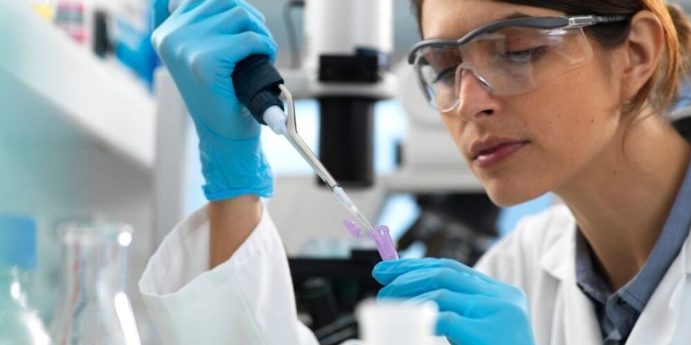 آزمایشگاه تست مکمل بدنسازی