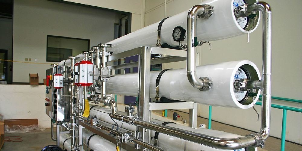 چرا سرمایه گذاری در دستگاه تصفیه آب صنعتی به صرفه است؟